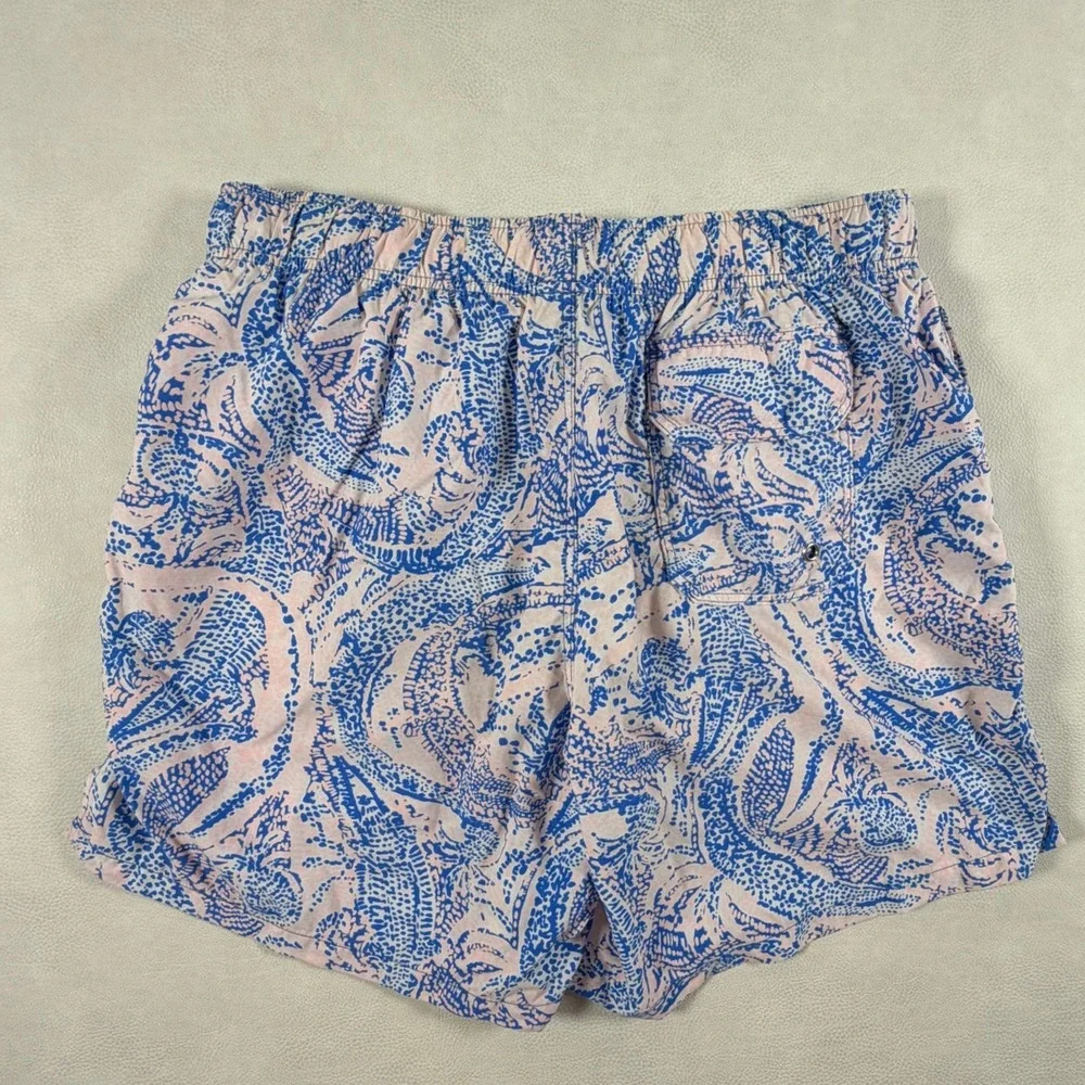 Lilly Pulitzer Mens Medium Capri Trunk Swim Shorts Pink Blue Alligator Print